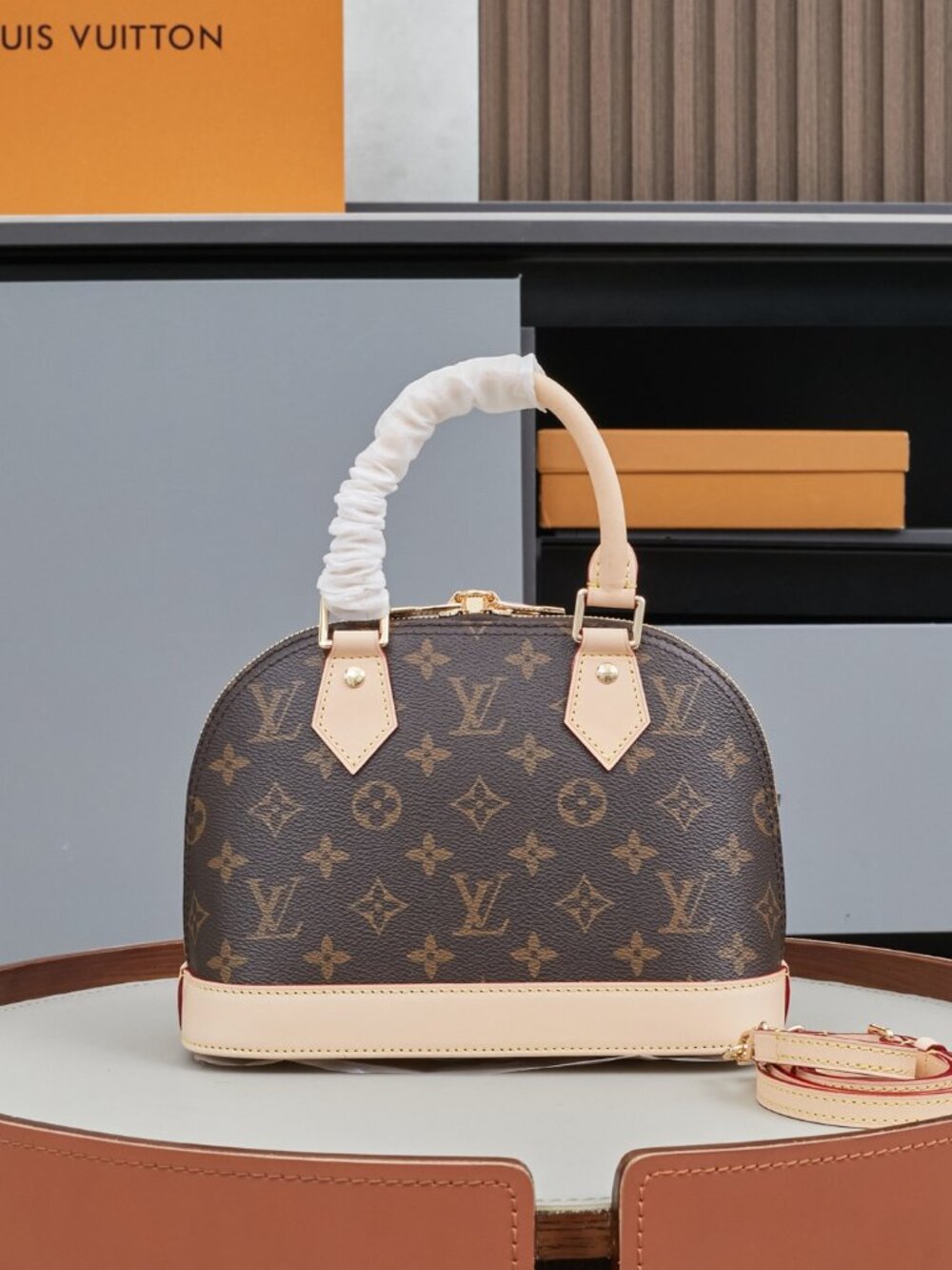 🍷Louis Vuitton Alma BB Mini Shoulder Bag - Picture 3 of 9